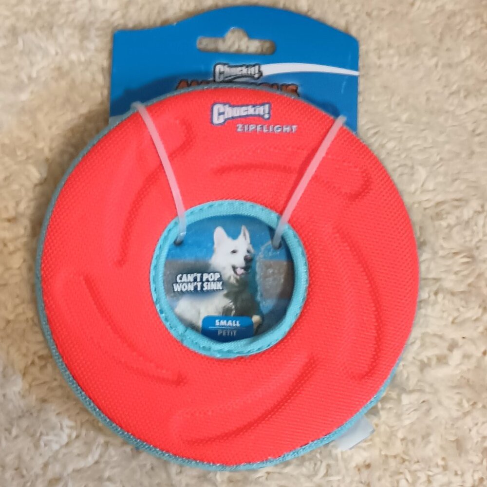 NWT~Chuckit Zipflight Amphibious Flying Disc Dog Toy, Small (6"), Orange & Blue